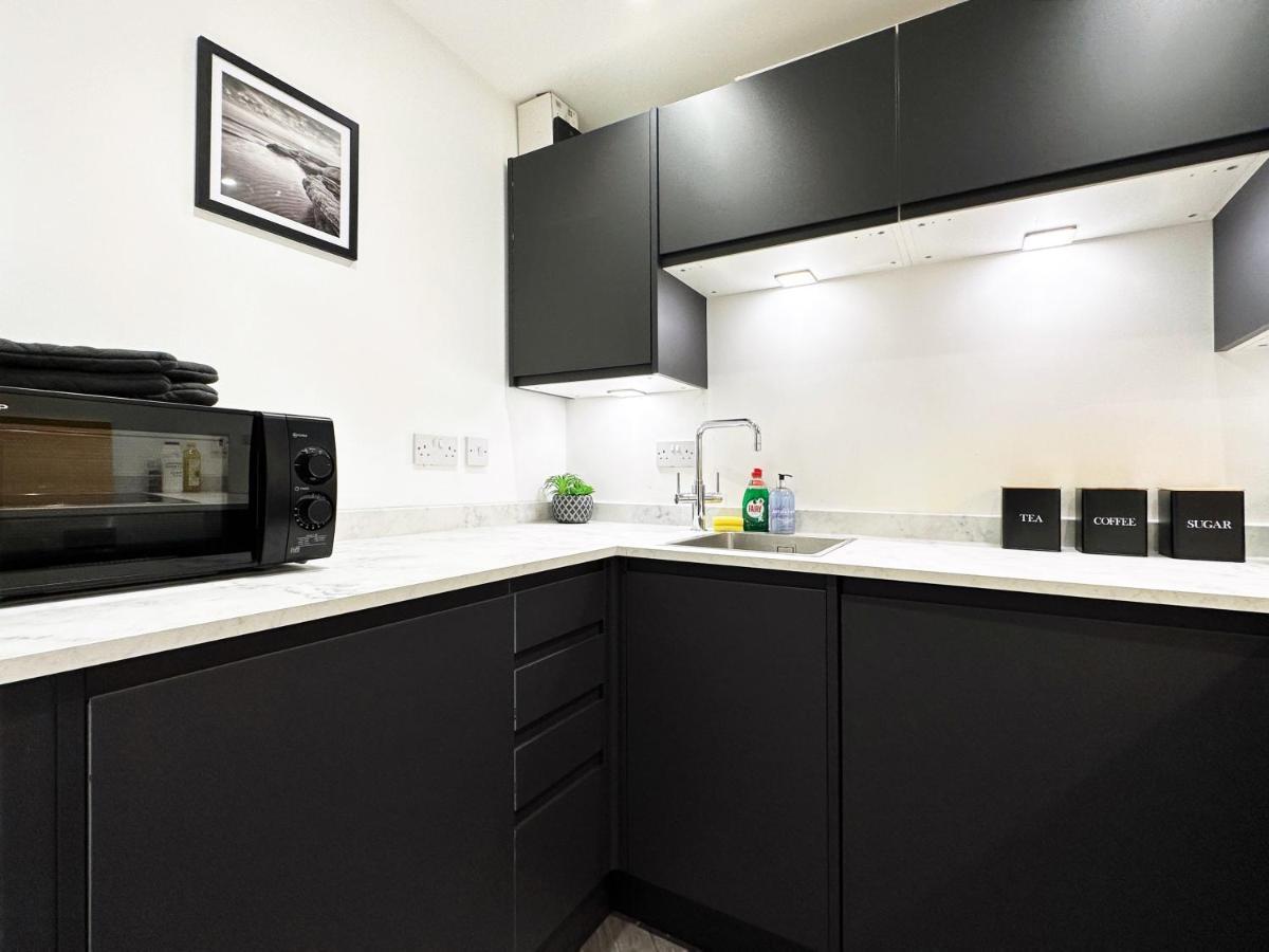 Liam Place Near Hyde Park - 1 Double Bed, 1 Sofa Bed, Spacious Apartment, Private Entrance London Eksteriør bilde