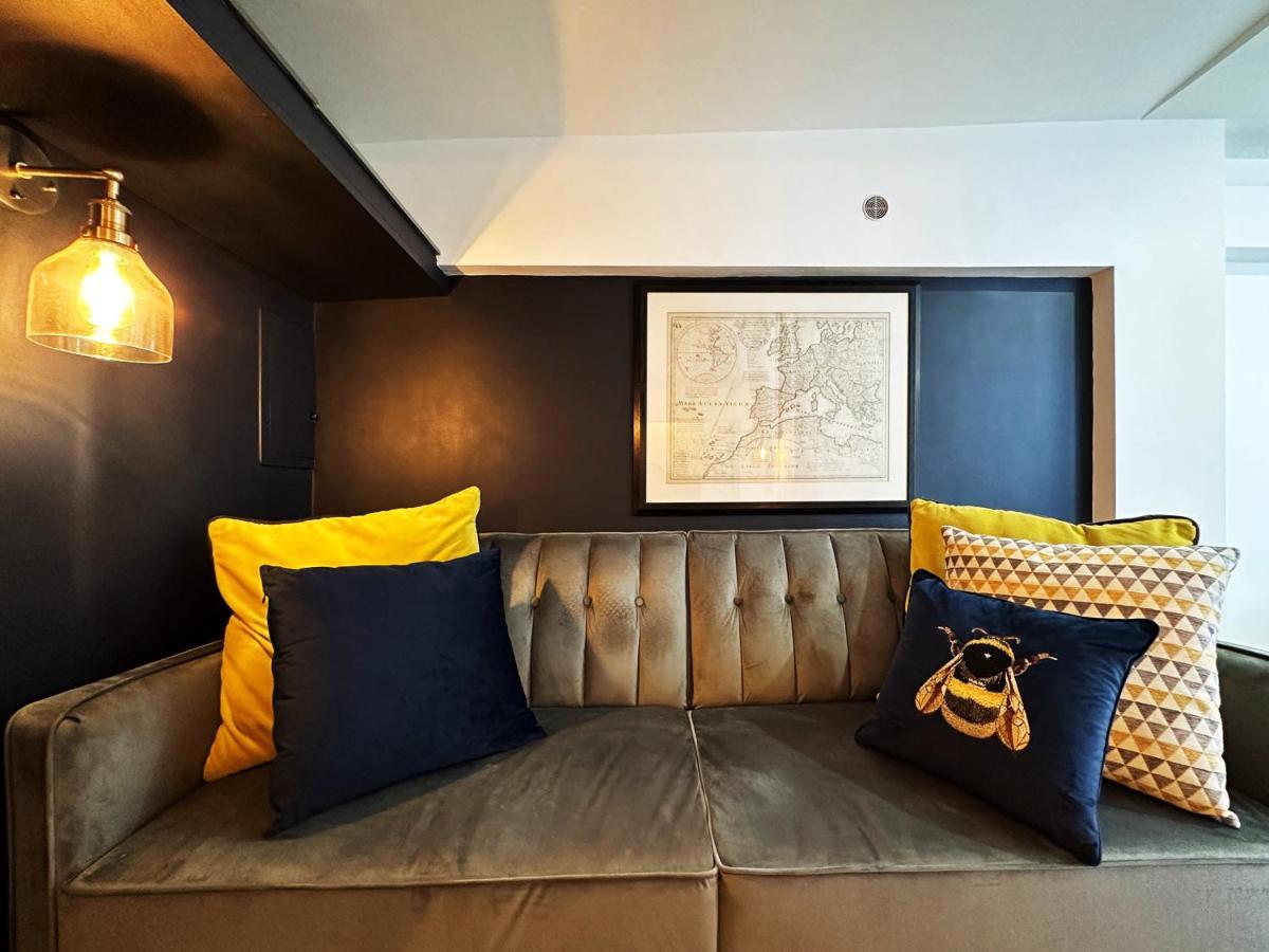 Liam Place Near Hyde Park - 1 Double Bed, 1 Sofa Bed, Spacious Apartment, Private Entrance London Eksteriør bilde