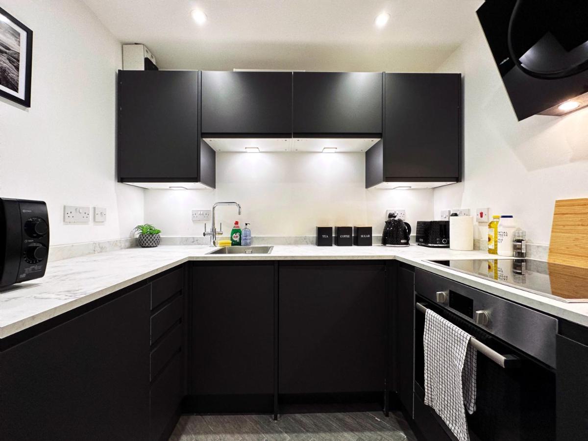 Liam Place Near Hyde Park - 1 Double Bed, 1 Sofa Bed, Spacious Apartment, Private Entrance London Eksteriør bilde