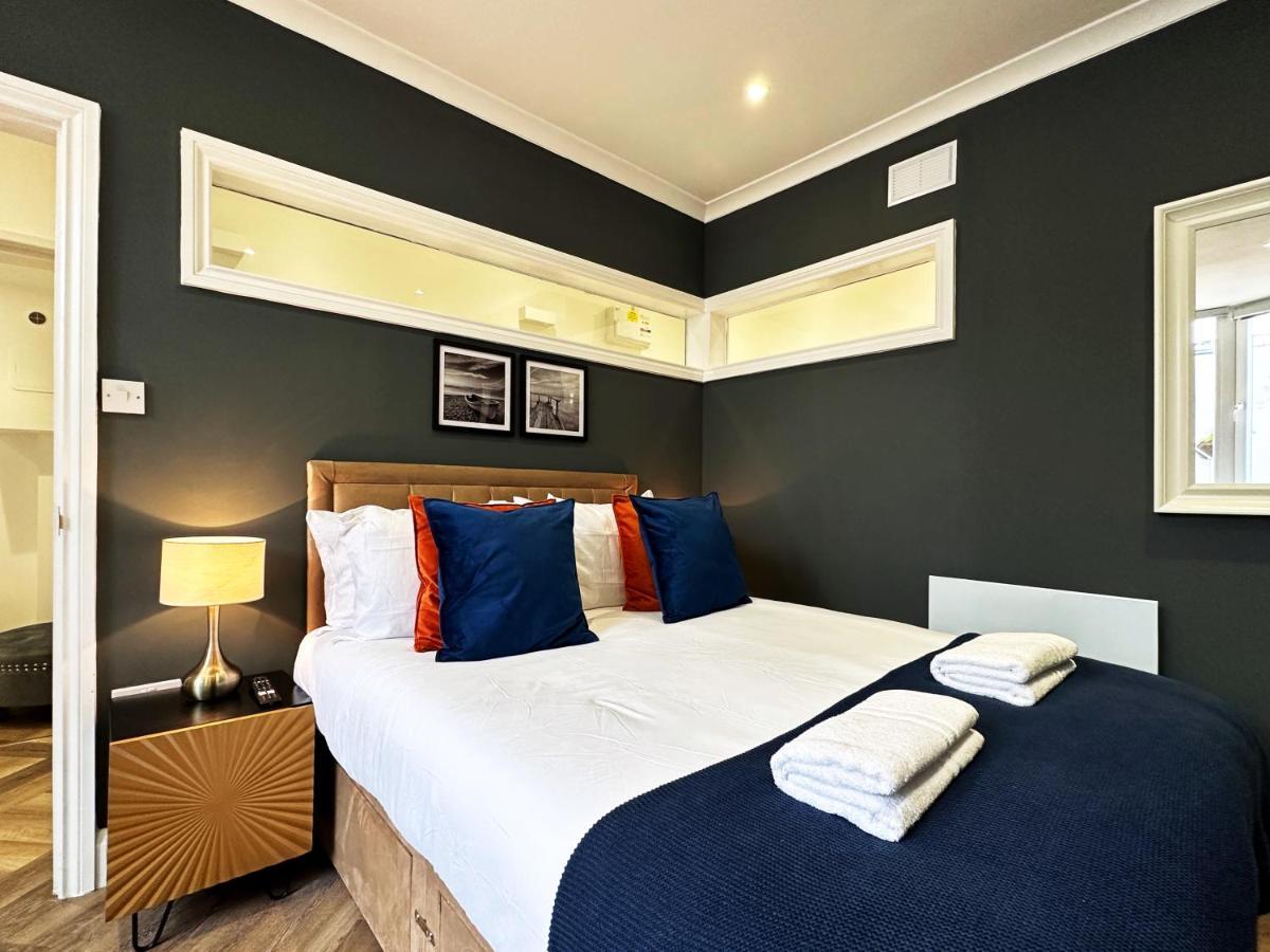 Liam Place Near Hyde Park - 1 Double Bed, 1 Sofa Bed, Spacious Apartment, Private Entrance London Eksteriør bilde